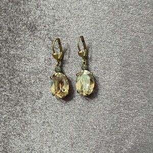 Elegant Gold Drop Earrings